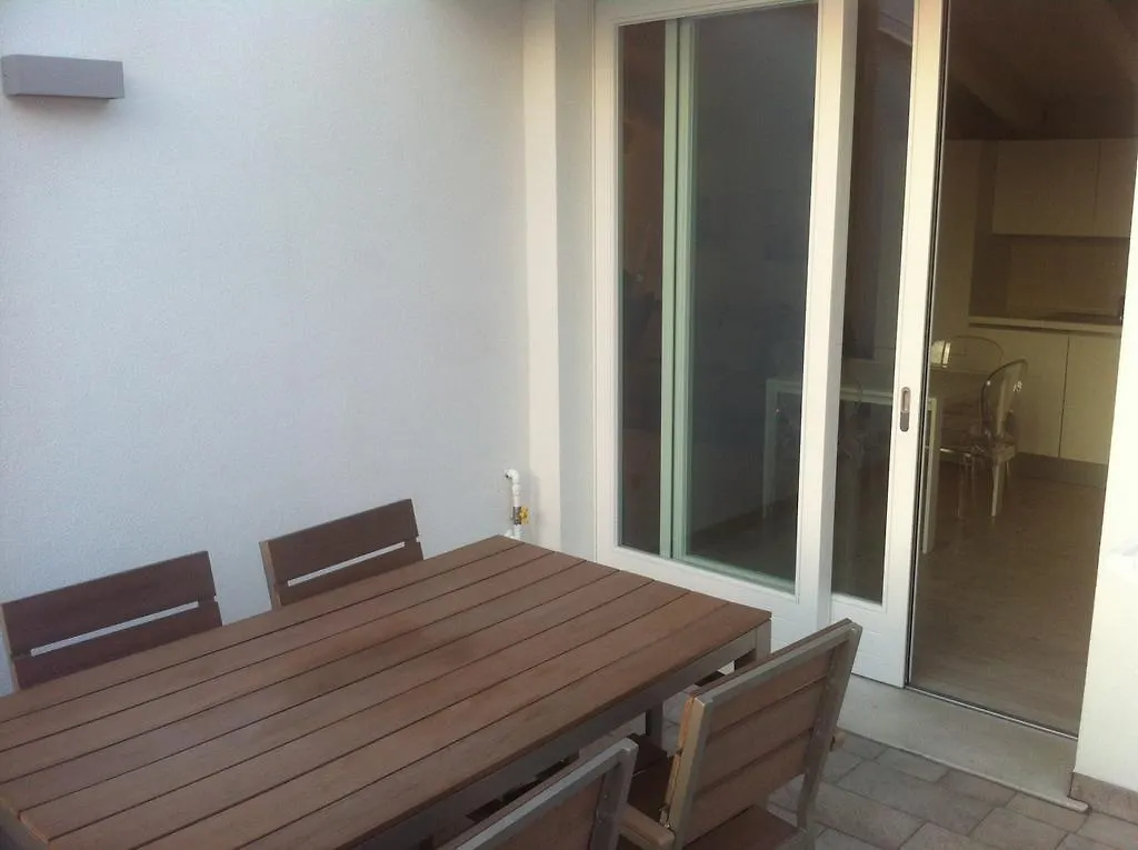 Appartamenti Villa Giulia - Walterigato Apartments Solo Per Famiglie Lido di Jesolo